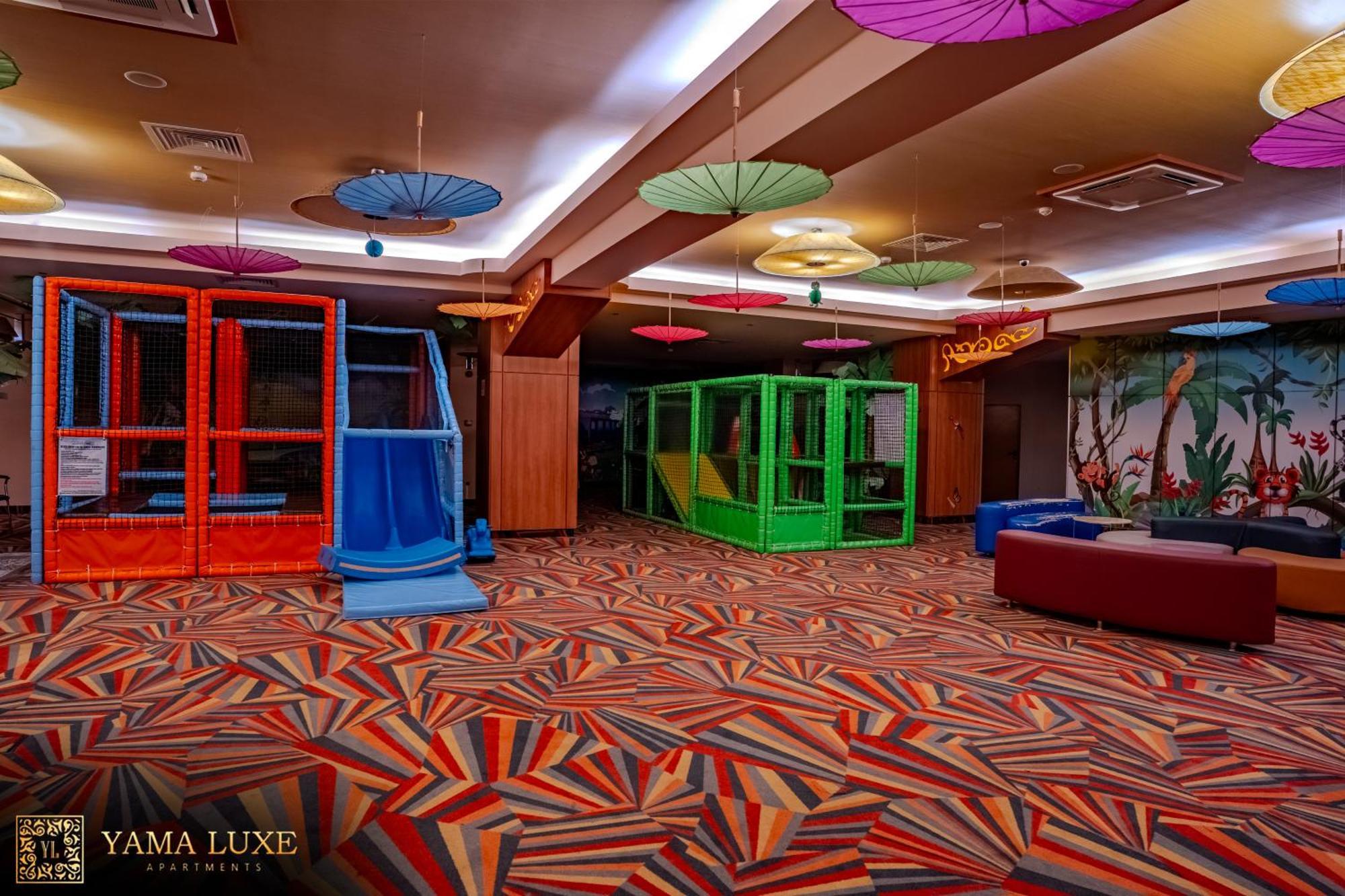 Yamaluxe Apartments - Blue & Pink Vibes Bucarest Extérieur photo