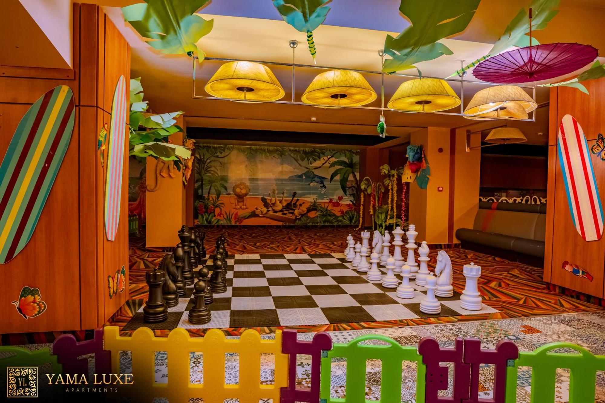 Yamaluxe Apartments - Blue & Pink Vibes Bucarest Extérieur photo